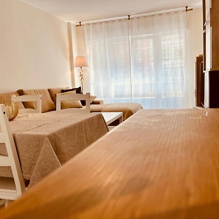 Apartamento Premio Real 18 Gijón Exterior foto